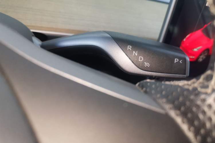 Used Tesla Model Y 2021 Long-Range All-Wheel-Drive Version 3D7
