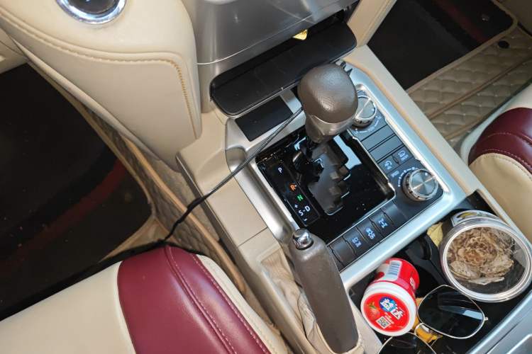 Used Toyota Land Cruiser 