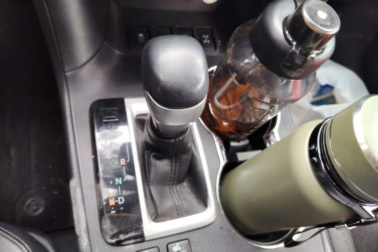 Used Toyota Highlander 2015 2.0T Four-Wheel Drive Luxury Edition 7-Seater
