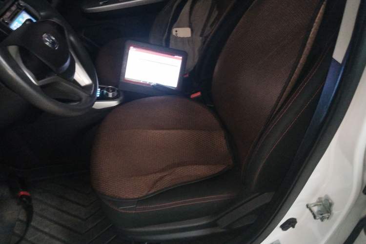 Used Changan Benni 2015 1.4L IMT Luxury Model China V Standard
