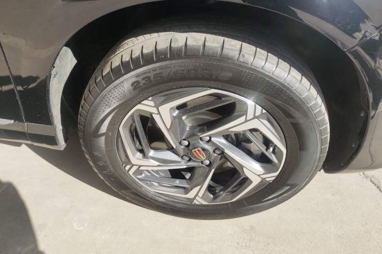 Used Hongqi HS3 2023 1.5T Two-Wheel Drive Shanwei Edition