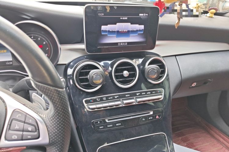 Used Mercedes-Benz C-Class 2018 C 200 Sport Edition Audio And AC Panel