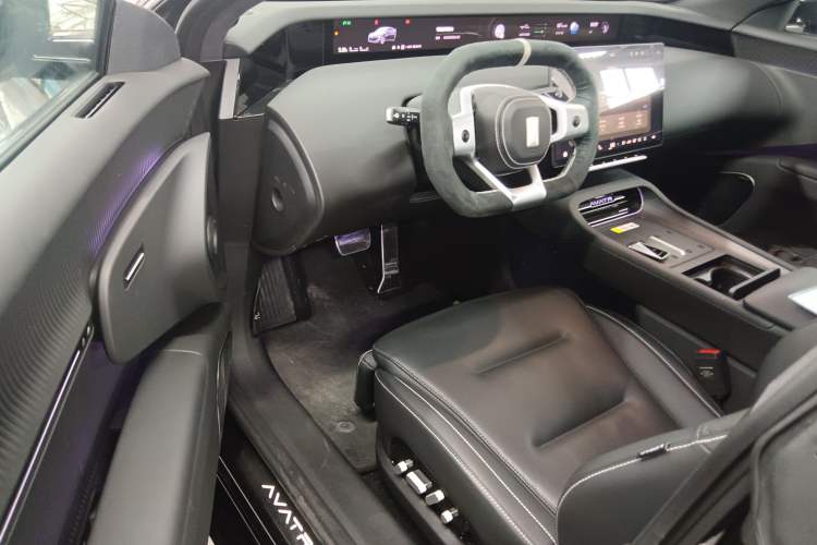 Used Avatr 12 2025 Ultra Extended-Range Edition Driver Seat