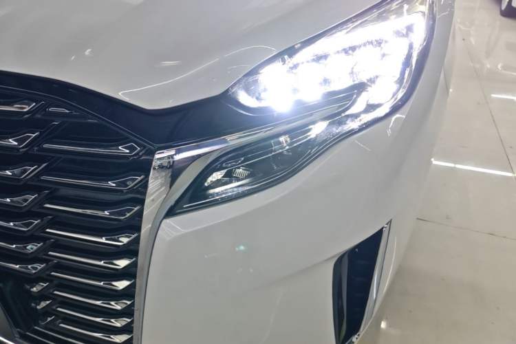 Used Buick GL8 2023 ES Lu Zun Comfort Model
