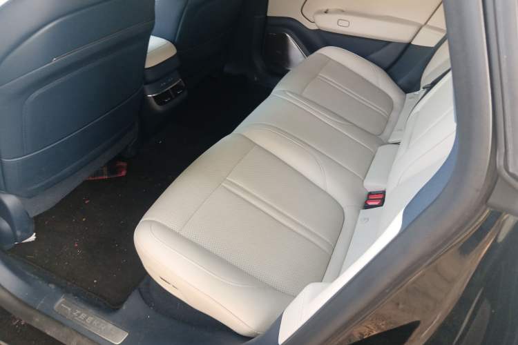 Used Zeekr 007 2024 Rear-Drive Enhanced Version 75 kWh