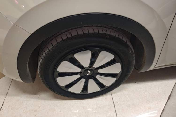 Used Wuling Bingo 2023 333 km Lingxi Connected+ Version
