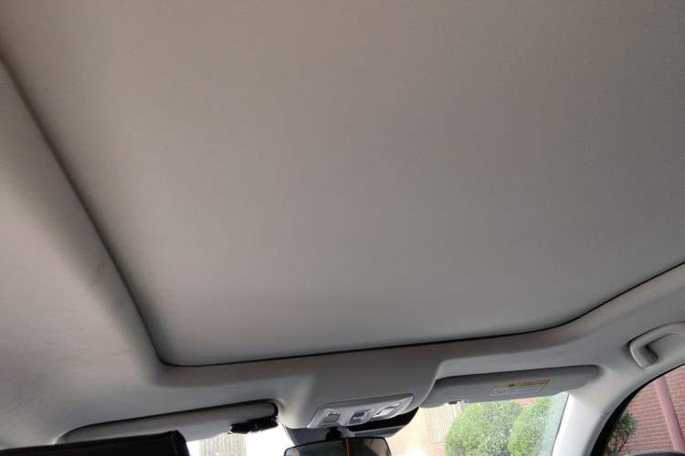 Used CHANGAN UNI-K 2024 2.0T Two-Wheel Drive YueShang Trim Headliner