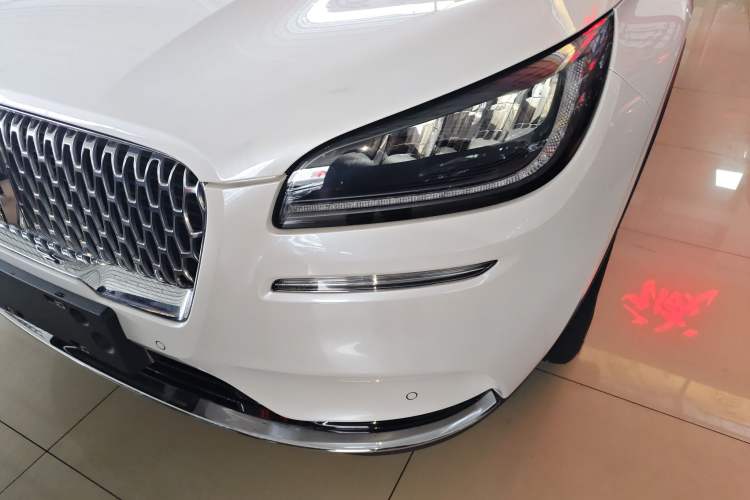 Used Lincoln Corsair 2021 2.0T Two-Wheel Drive Deluxe Edition Left Front Headlight