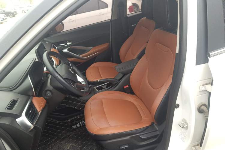 Used Baojun 510 2019 1.5L Manual Enjoyment Model 77kW China VI Left Front Seat