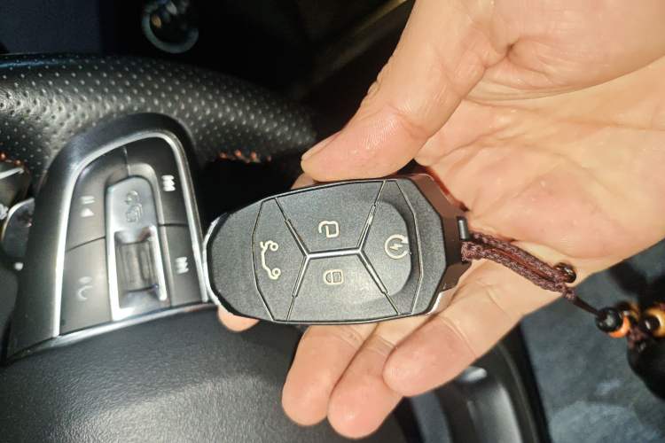 Used Lynk & Co 02 2018 1.5T DCT Two-Wheel Drive Pro Version China V Emission Standard