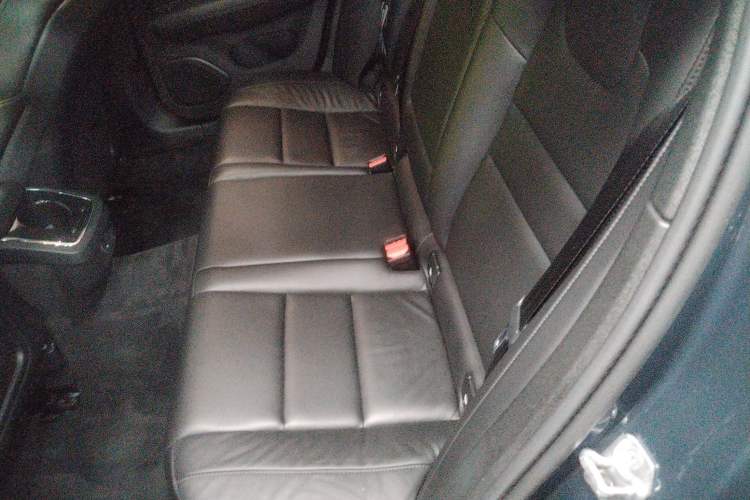 Used Volvo S60 2021 T4 Zhiyi Luxury Edition
