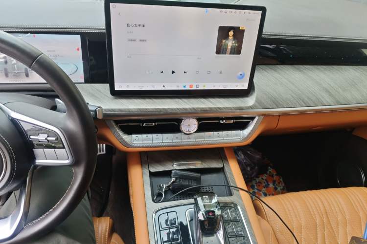 Used Tank 500 2022 3.0T Sport Edition "Creation" Style 7 Seats Audio And AC Panel