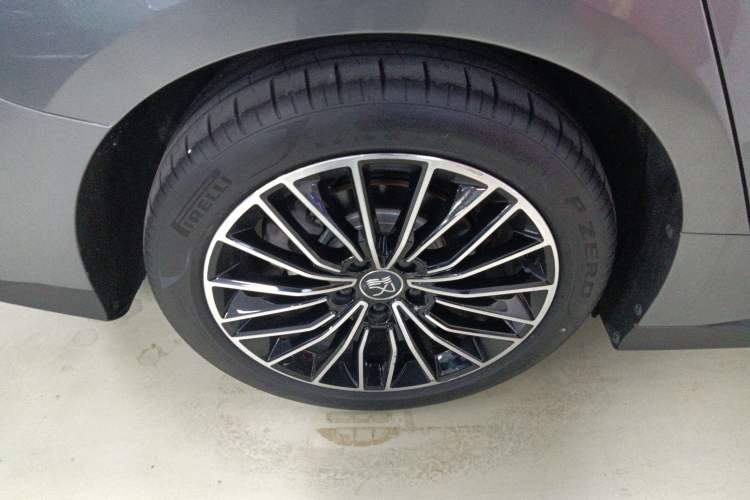 Used BYD Han 2023 DM-i Champion Edition 121KM Prestige Model