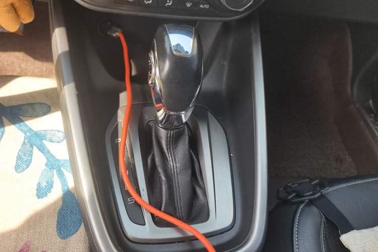 Used Ford Escort 2015 1.5L Automatic Fashion Model Gear Lever