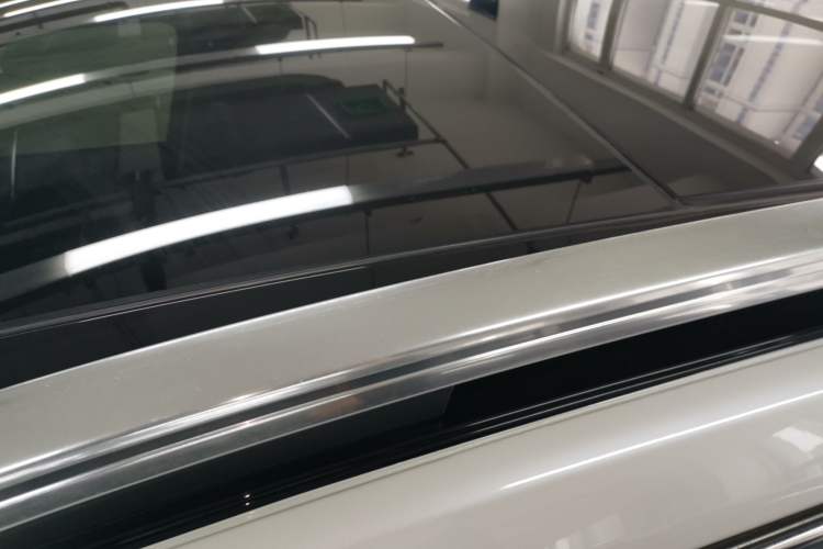 Used Ford Edge 2018 EcoBoost 245 Two-Wheel-Drive Titanium 7-Seater China V Standard Roof