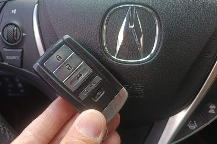 Used Acura TLX-L 2018 2.4L Deluxe Edition