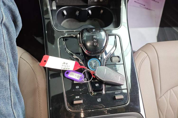 Used BYD Han 2025 EV Intelligent Driving Edition 701KM LiDAR Deluxe Model