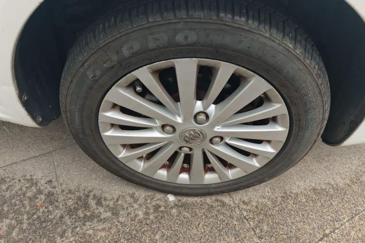 Used Buick Excelle 2015 1.5L Manual Luxury Model
