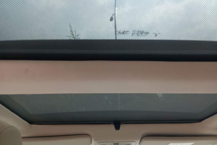 Used Land Rover Freelander 2 2015 2.2T SD4 XS Collector's Edition Headliner