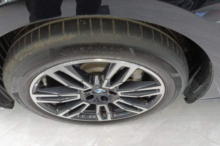 Used BMW 5 Series 2025 525Li M Sport Package