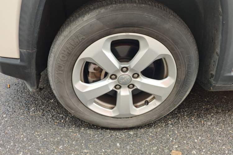 Used Jeep Compass 2017 200T Automatic Family Edition