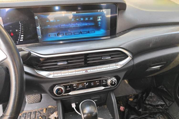 Used Bestune T77 2019 230 TID Automatic Luxury Version National V
