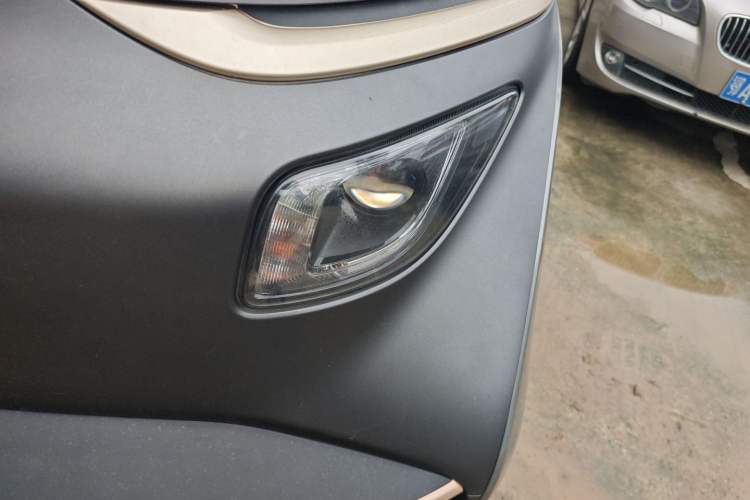 Used Baojun E200 2019 250KM Smart Enjoyment Version Left Front Headlight