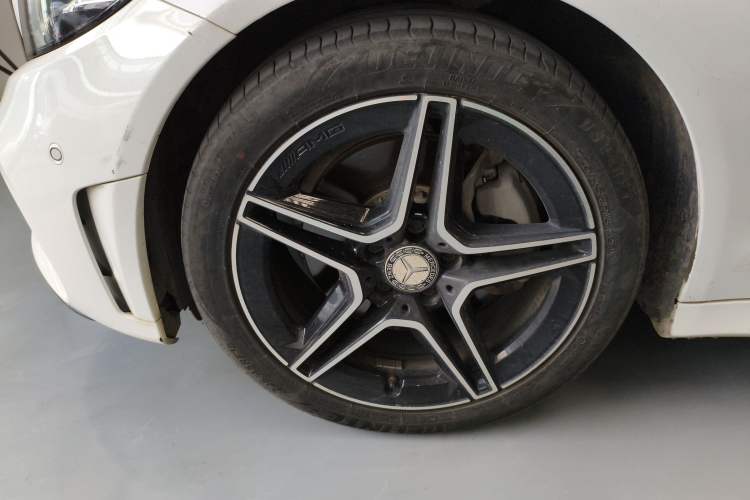 Used Mercedes-Benz C-Class 2021 C 260 L Sport Edition Star Collection Left Front Wheel Hub