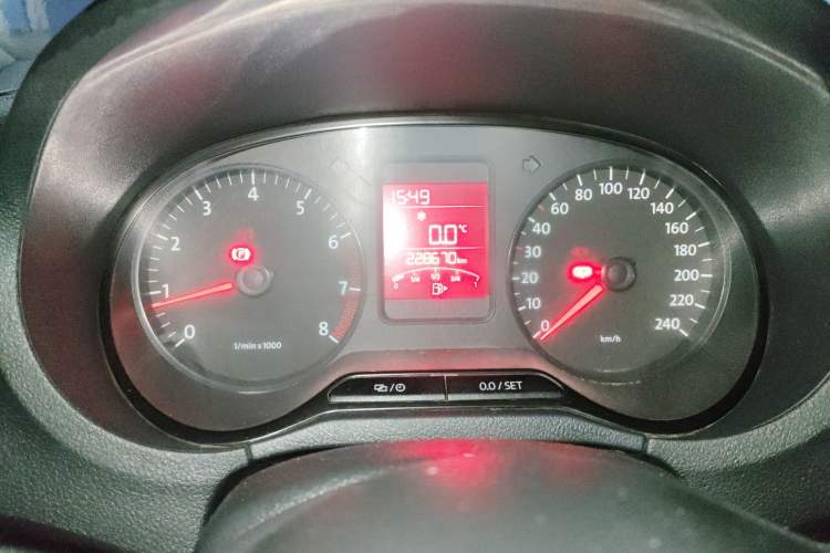 Used Volkswagen Polo 2013 1.4L Manual Fashion Edition