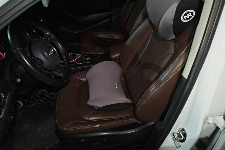 Used Audi A3 2017 Limousine 35 TFSI Fashion Model Left Front Seat