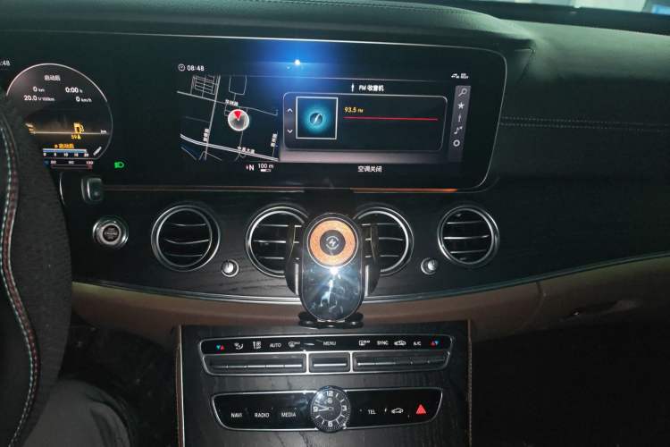 Used Mercedes-Benz E-Class 2018 E 200 L Sport Edition Audio And AC Panel