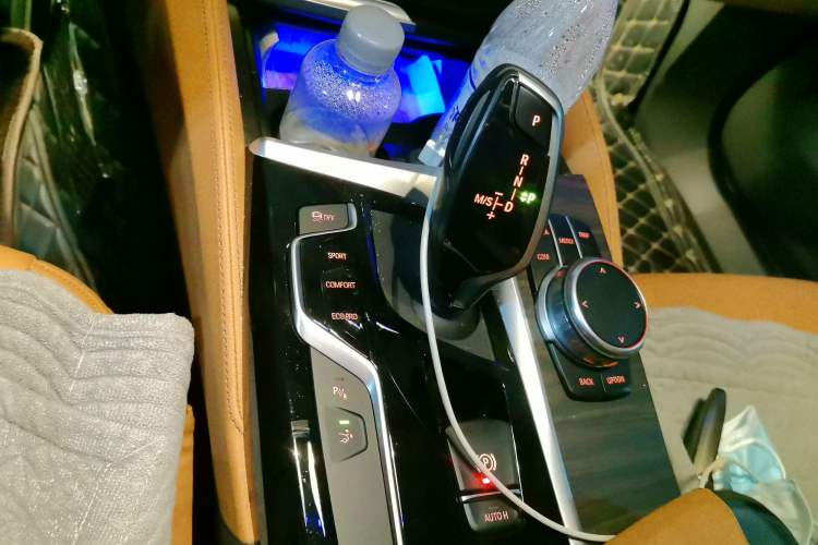 Used BMW 6 Series GT 2019 630i Luxury Design Package Gear Lever