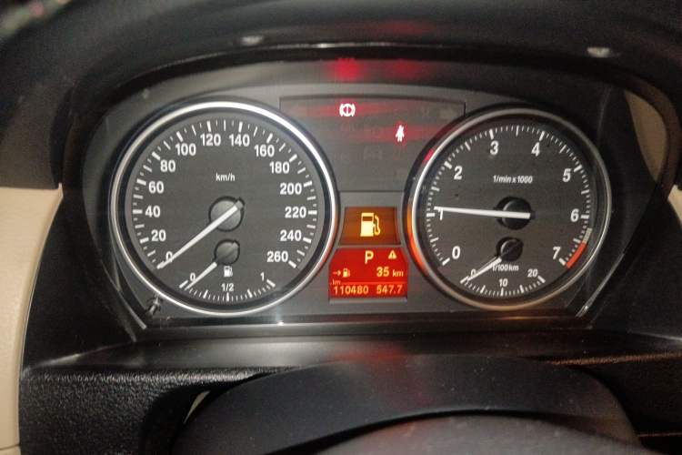 Used BMW X1 2012 sDrive18i Luxury Model