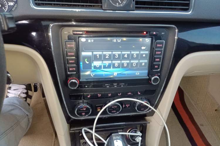 Used Volkswagen Passat 2014 1.8TSI DSG Prestige Edition
