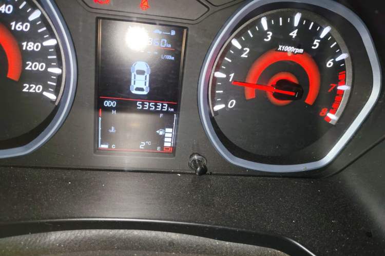 Used Soueast DX3 2018 1.5L Manual Luxury Model
