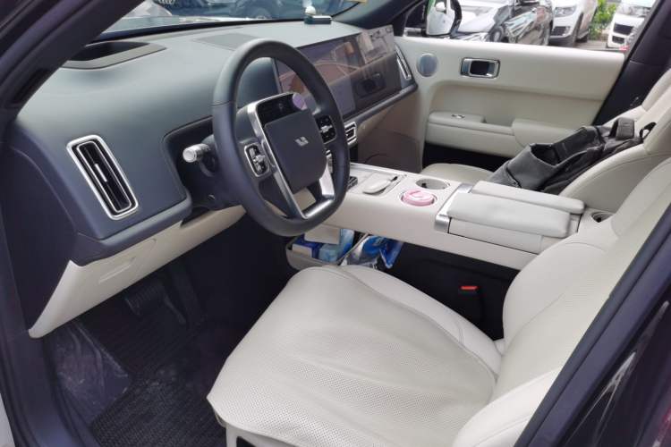 Used Li Auto L8 2024 Max
