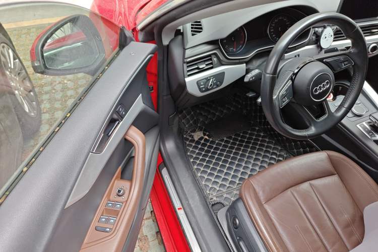 Used Audi A5 2017 Sportback 40 TFSI Fashion Model
