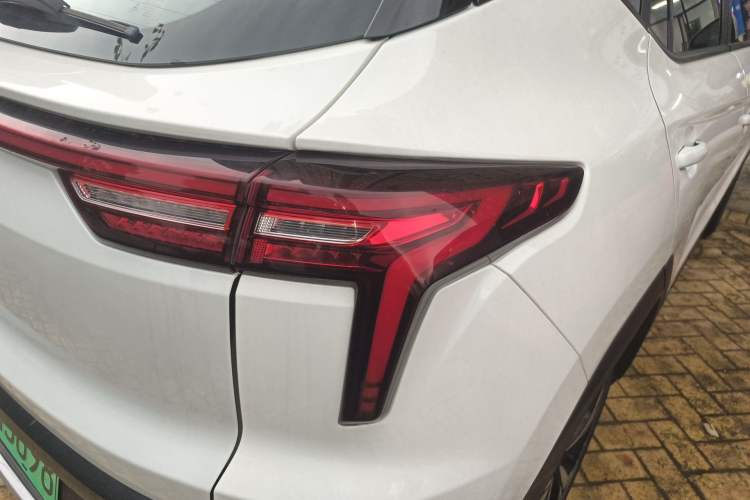 Used SOL E40X 2021 Silver Armor Edition Right Rear Taillight