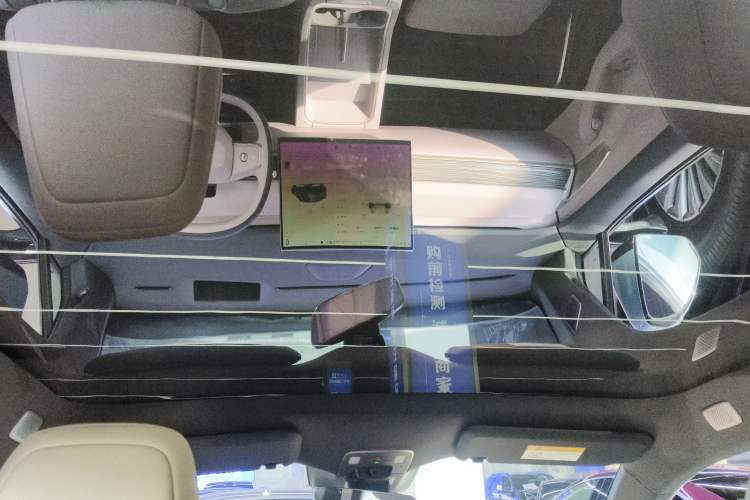 Used ONVO L60 2024 60 kWh Rear-Drive Version
