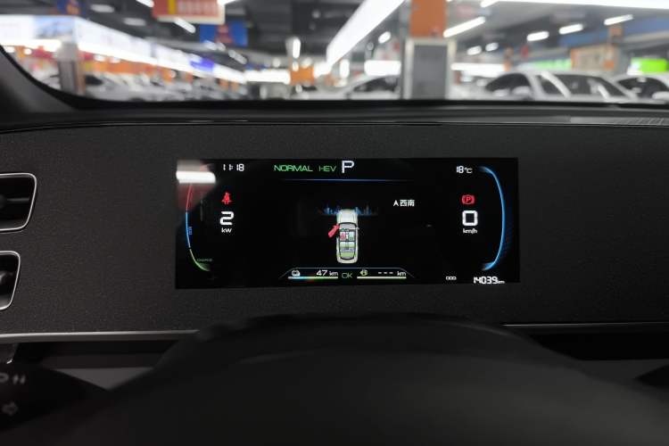 Used BYD Qin L 2024 DM-i 80KM Leading Model
