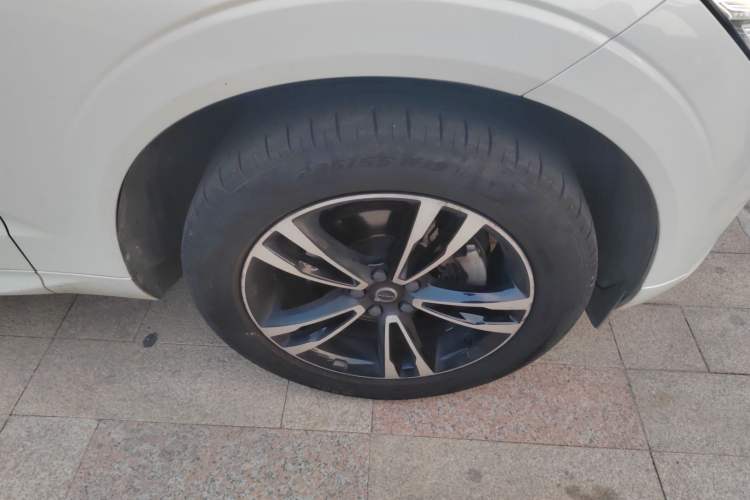 Used Volvo XC60 2019 T5 4x4 Smart Edition China V Standard
