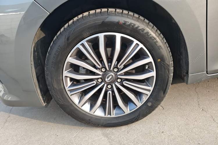 Used GAC Trumpchi M6 2019 270T DCT Luxury Edition (7-seater) China VI