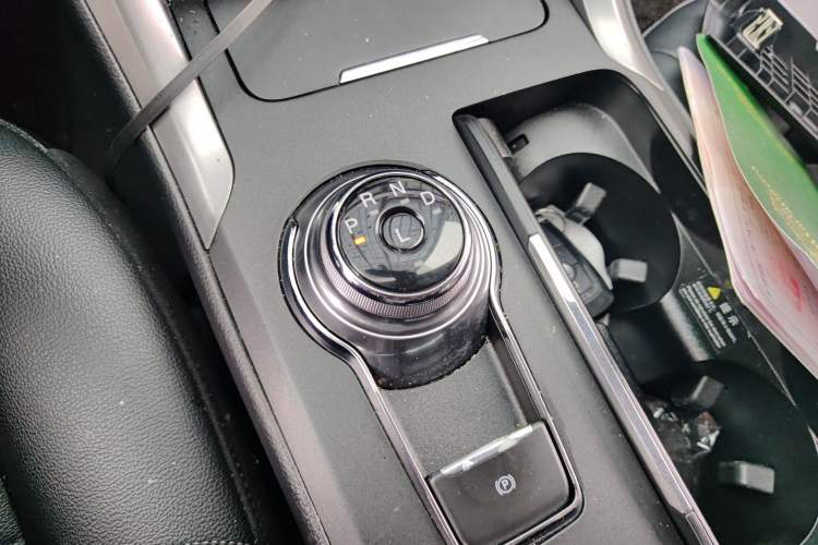 Used Ford Mondeo New Energy 2018 2.0 PHEV Smart-Controlled Fashion Edition China VI Standard
