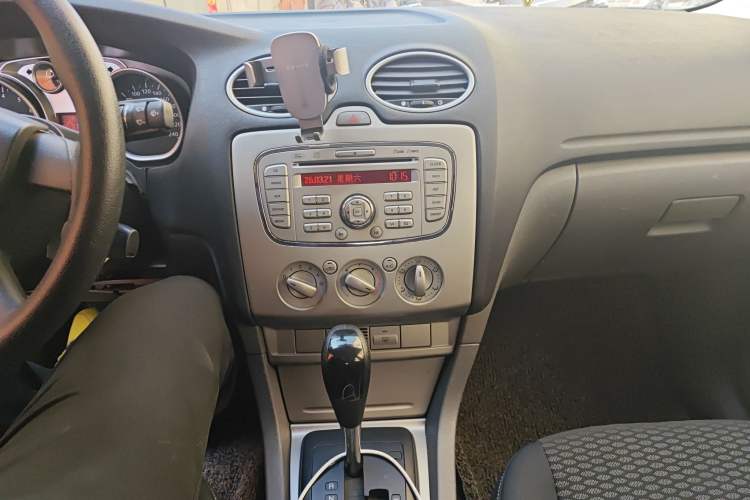 Used Ford Focus 2013 Hatchback Classic 1.8L Automatic Base Model