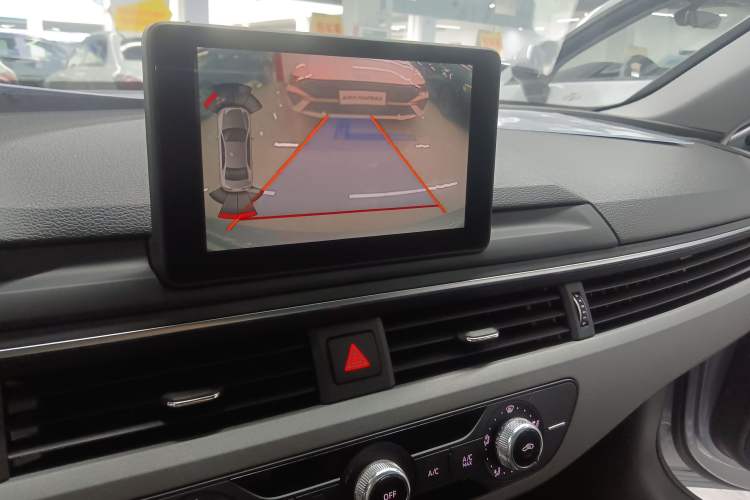 Used Audi A4L 2018 30th Anniversary Edition 40 TFSI Trendy Model