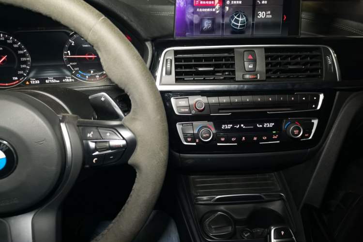 Used BMW 3 Series 2018 320Li Leading Model M Sport Package