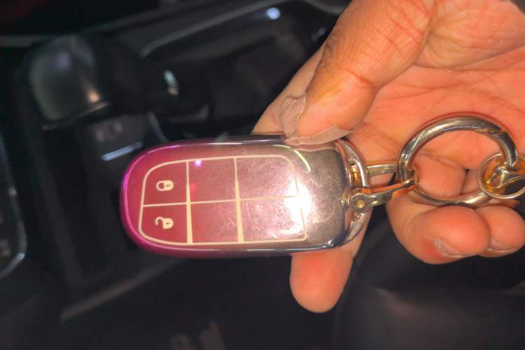 Used Jeep Cherokee 2019 2.0T Two-Wheel Drive Smart Enjoyment Version China V