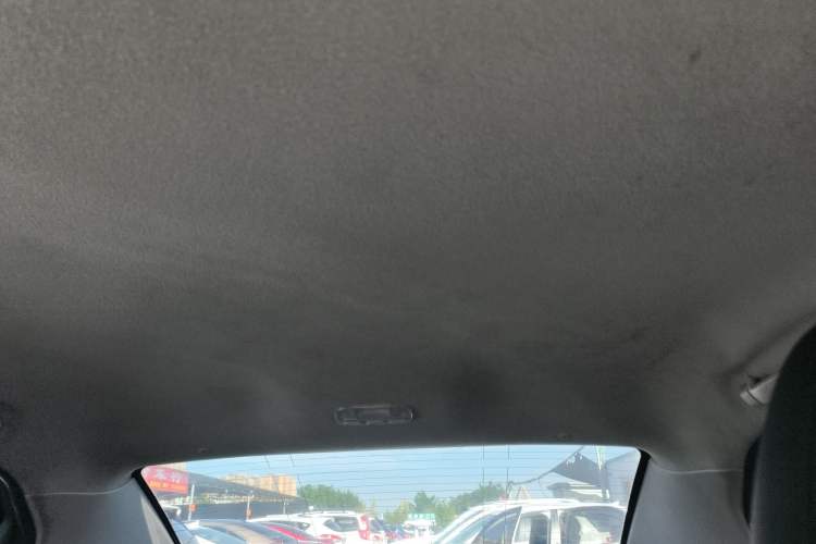 Used Peugeot 301 2014 1.6L Automatic Comfort Edition
