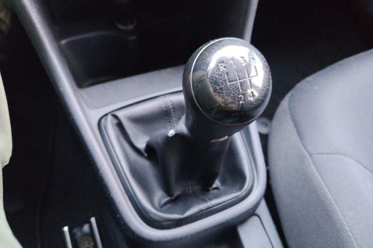 Used Volkswagen Santana 2016 1.4L Manual Fashion Edition Gear Lever