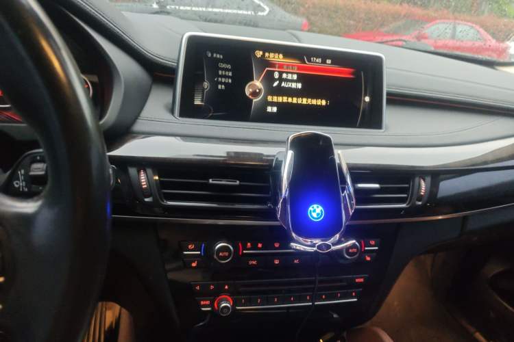 Used BMW X6 2015 xDrive28i Audio And AC Panel